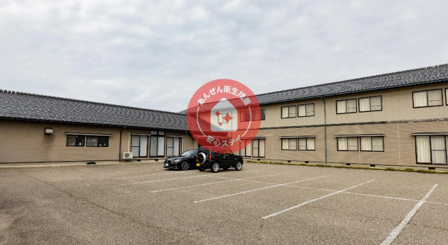OYO Ryokan Minshuku Minami Hakui, Prenota Hotel Hotel a Toyama con parcheggio, Parcheggio