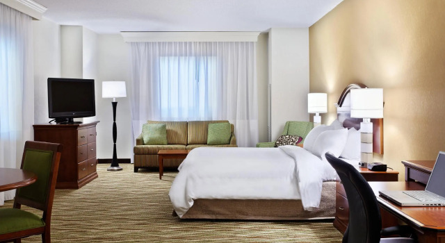 Двухместный полулюкс c 1 комнатой Spartanburg Marriott