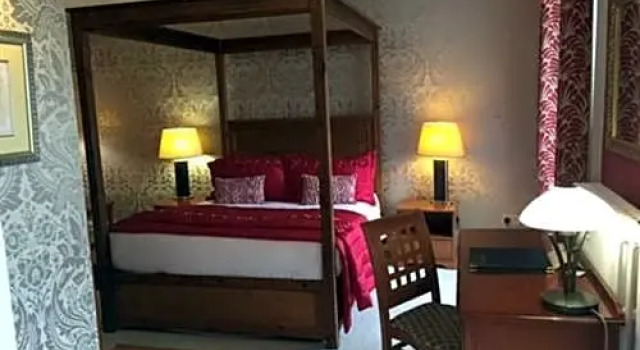 Номер Deluxe Hardwicke Hall Manor Hotel