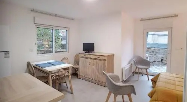 Apartment Maguejea, 13 Rue Paul Cere 8, Varaa Huoneisto Lamalou-les-Bains Hérault