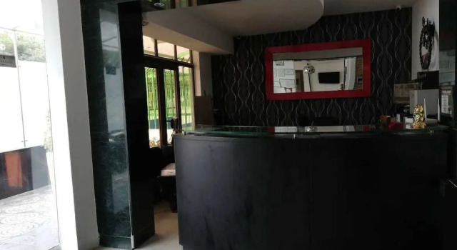 American Deluxe Hotel BC, Забронировать Отель Богота Колумбия, рядом с CORFERIAS Bogota Convention Center