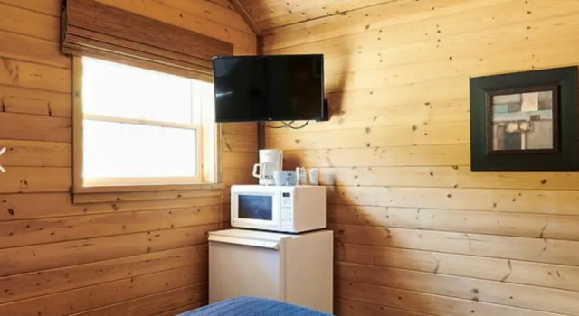Klondike Kate's Cabins, Boek Hotel Dawson City Yukon