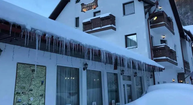 Hotel Popasul Regelui Transalpina, Book Hotel Tău Bistra Alba