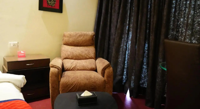 Spree Hotel Meerut, Забронировать Отель Отели Мератх с парковкой, Парковка