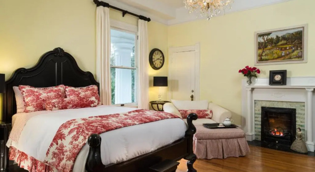 Люкс Standard The Twelve Oaks Bed & Breakfast
