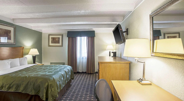Двухместный номер Standard Quality Inn & Suites Council Bluffs - Omaha East