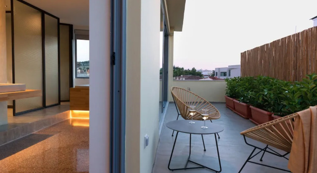 Апартаменты Deluxe Downtown Boutique Apartments Acropolis View