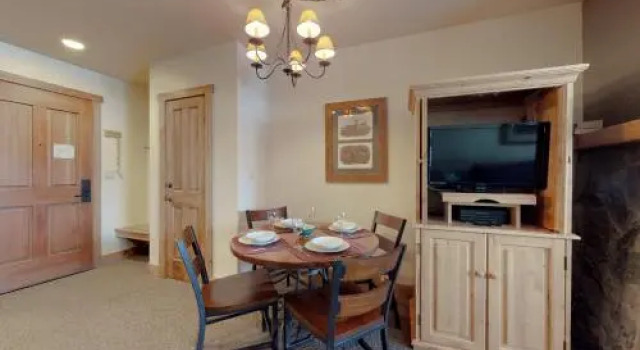 Red Hawk Lodge 2200, Забронировать Отель Отели Кистон с бассейном, Бассейн