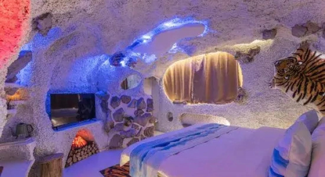 Люкс Fuxian Lake Tangsu Hot Spring Club