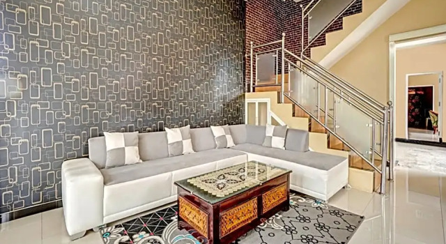 SPOT ON 90664 Adem Ayem Homestay