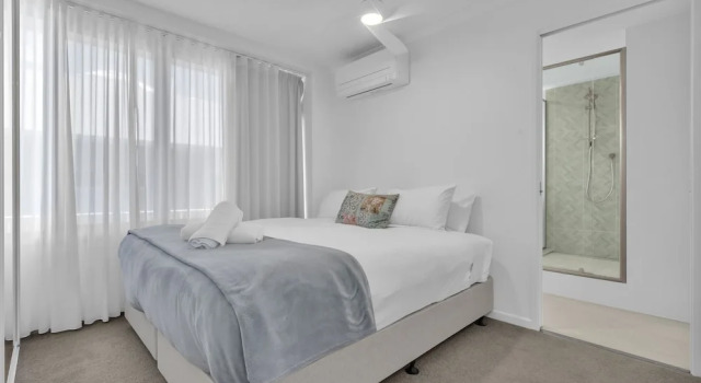 Номер Standard с 3 комнатами с балконом и с видом на океан Rolling Surf Resort