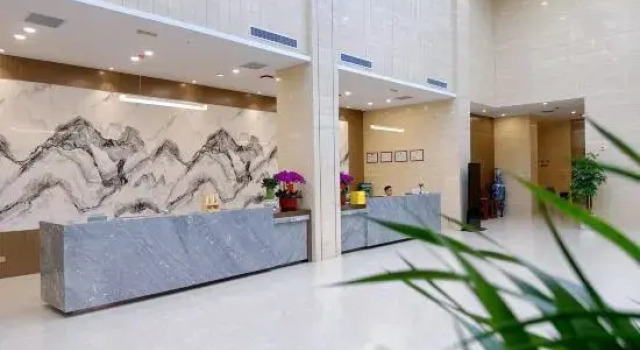 Luyue-Qiyun International Hotel (Pu Songling Former Residence Lutai Sports Plaza), Book Hotel Hotels in Zibo with a Pool, Swimming Pool