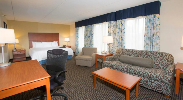 Люкс Hampton Inn Morehead City