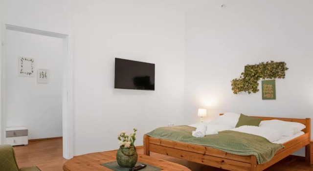Апартаменты Elegant 2BR Apartment - near Bahnhof Wien Meidling