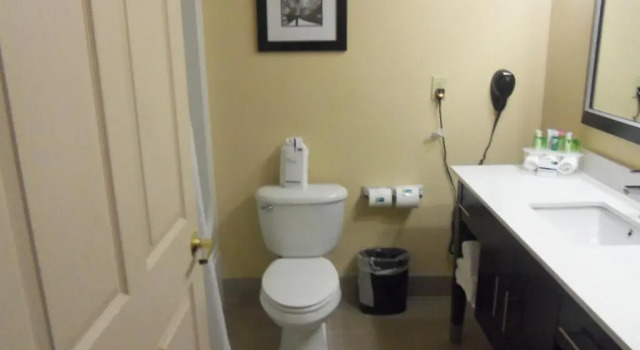 Run of House Holiday Inn Express Hotel & Suites Sanford by IHG