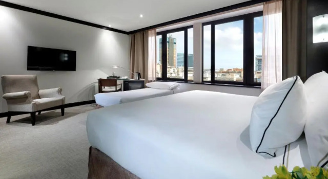 Трёхместный номер Melia Meliá Barcelona Sarrià