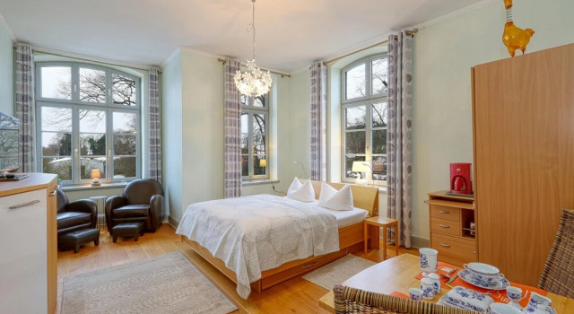 Nice Apartment in Krakow am See With Wifi, Забронировать Апартаменты/квартира Отели Мекленбургское поозёрье с парковкой, Парковка
