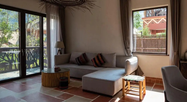 Ximeng Xikang Wellness & Resorts, Rezerwuj Hotel Hotele w Pu'er z parkingiem, Parking
