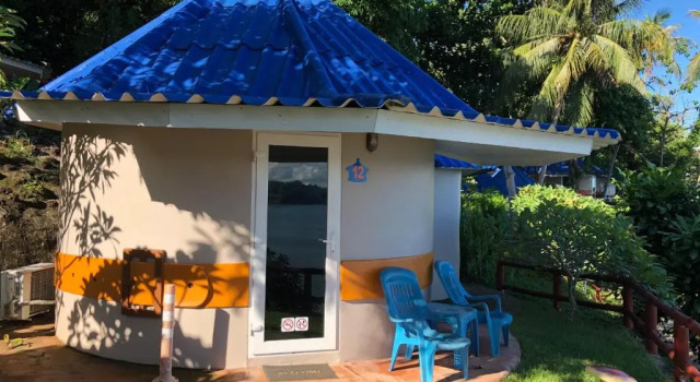 Бунгало с видом на море Koh Mak Buri Hut Natural Resort