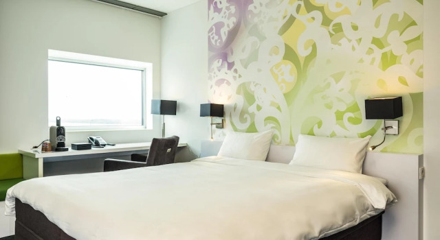 Номер Superior Tulip Inn Eindhoven Airport