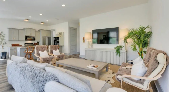 Beach House Right off 30 A w/ Golf Cart!, Забронировать Дом для отпуска Виллы Санта-Роза-Бич, Вилла