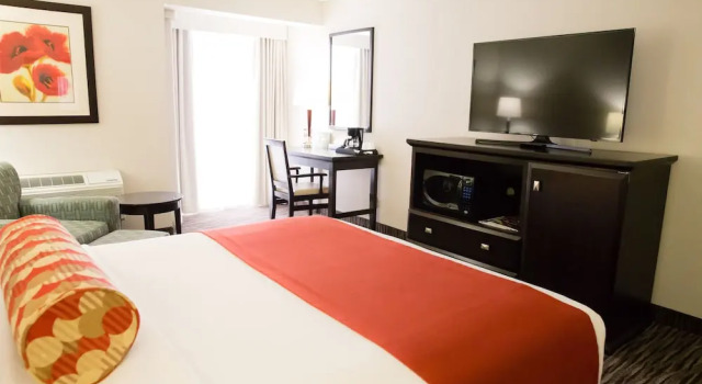 Номер Standard Admiral Inn Hamilton