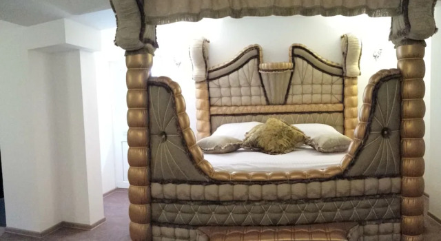 Номер Comfort Bali Colosseum Hotel