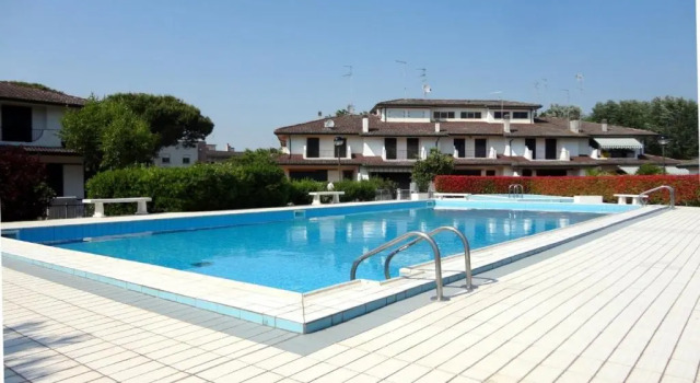 Lovely Villa With Private Garden, Забронировать Вилла Каорле Линьяно-Ривьера