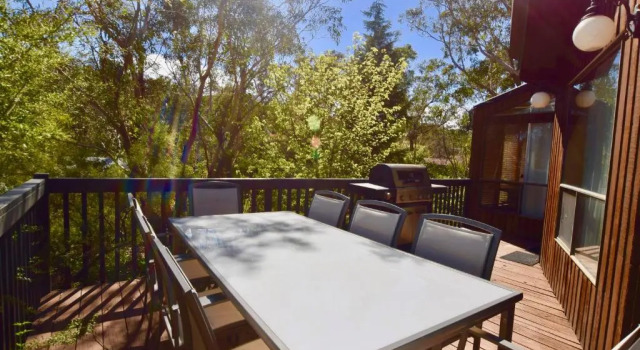 Коттедж с 5 комнатами Sublime Cedar Lodge Leura