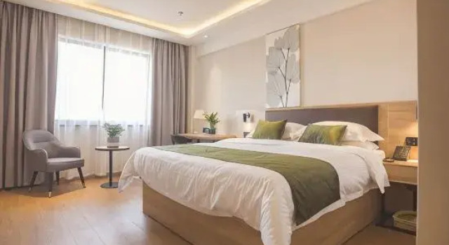 GreenTree Zhixuan Hotel (Taizhou Wujincheng), Book Hotel Hotels in Taizhou with Parking, Parking