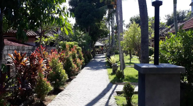 Puri Bali Lovina