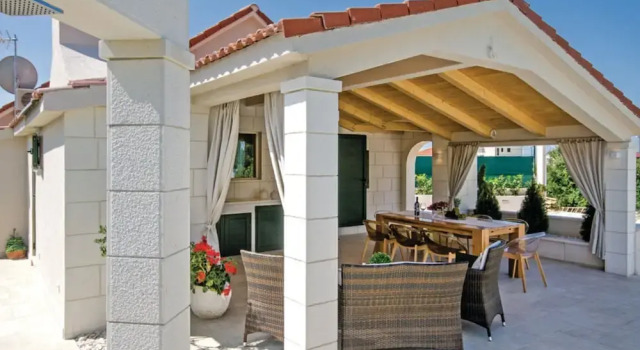 Коттедж Luxury Villa MaLo