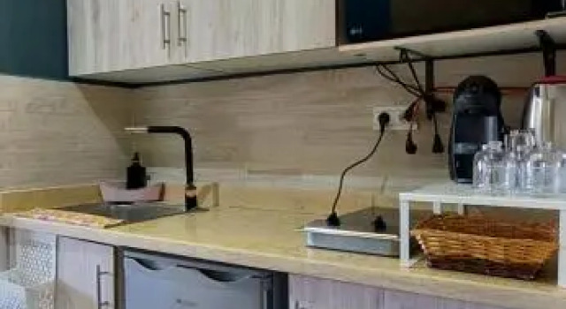 Studio de luxe, Rezervasyon Otel Ucda otoparklı oteller, Otopark