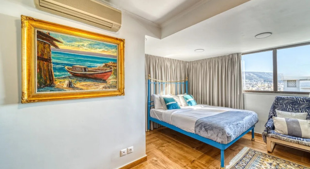 Апартаменты Luxury Phaedrus Living: Heritage Luxury Penthouse Kolonaki