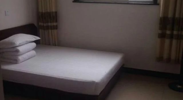 Yesanpo Bailixia 168 Inn, Book Hotel Hotels in Baoding with Parking, Parking