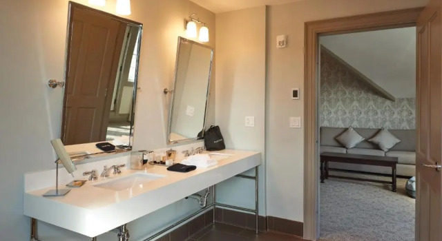 Номер Standard The Groton Inn