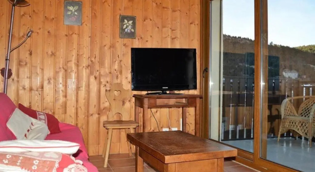 Appartement Les Angles, 3 pièces, 4 personnes - FR-1-593-31, Varaa Huoneisto Les Angles Pyrénées-Orientales