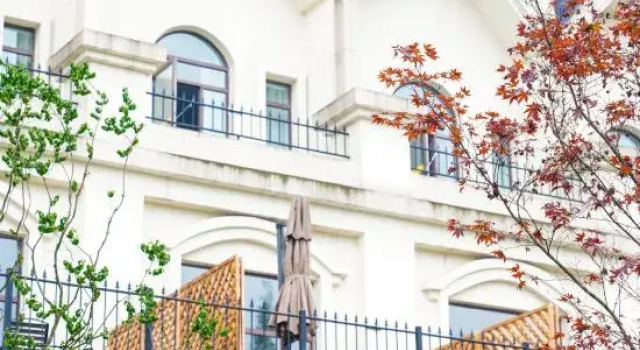 Qingcheng Tianren Hotel, Book Hotel Hoteller i Chengdu med parkering, Parkering