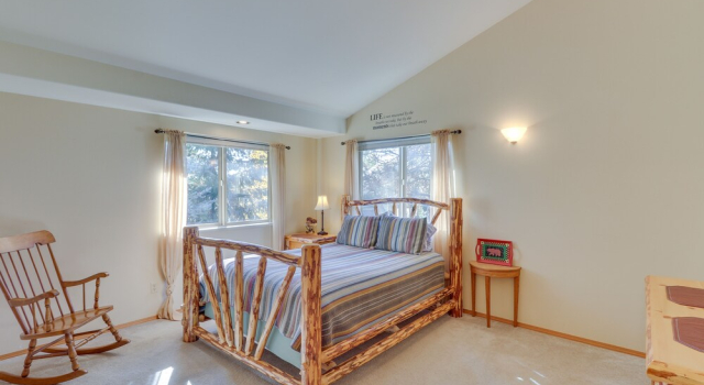 1 Mi to Flathead Lake: Bigfork Village Retreat, Book Feriehus Sommerhuse i Montana, Hytte
