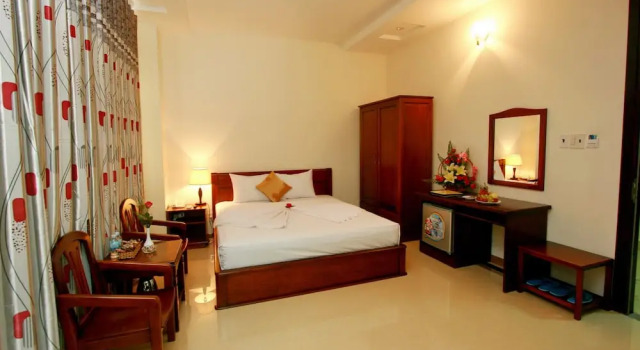 Двухместный номер Deluxe с балконом и с видом на город Chau Loan Hotel Nha Trang