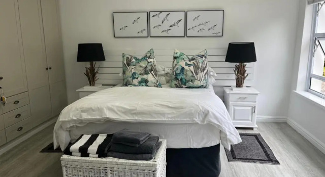 Апартаменты Stableford Beach House Plett