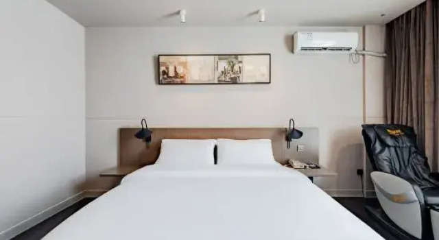 Люкс Business City Garden Hotel Chain (Chizhou Vocational College Xiushanmen Millennium Ancient City Building )