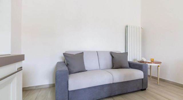 Chiara Modern Apartment by Wonderful Italy