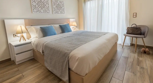 Le Mar Luxury Apartments by Checkin, Rezerwuj Apartament Hotele w Retimno z parkingiem, Parking