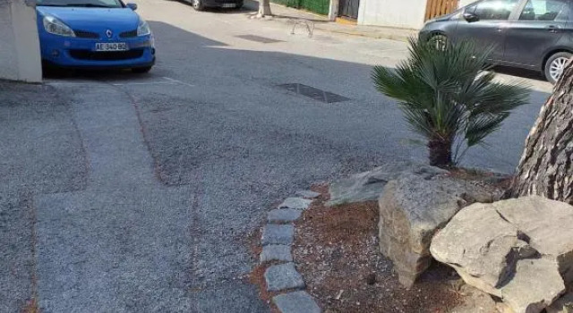 Студия Joli studio res au calme en rez de jardin à Bandol.