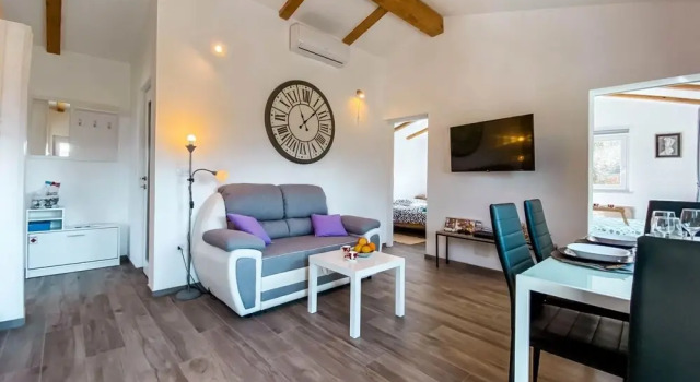 Casa Moreno in Paolija, Varaa Hotelli Paolija Istria