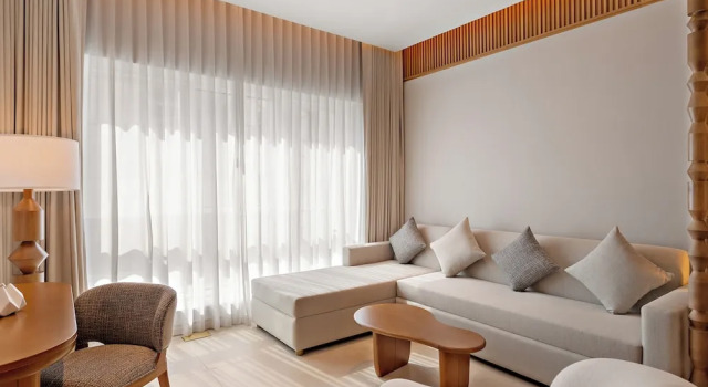 Люкс Privilege Mercure Abu Dhabi Downtown