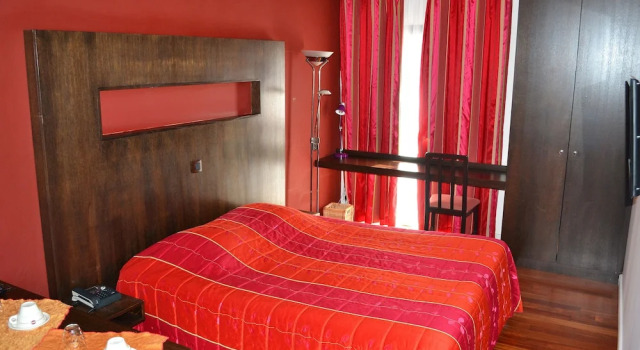 Двухместный номер Standard с балконом Hôtel la Scala