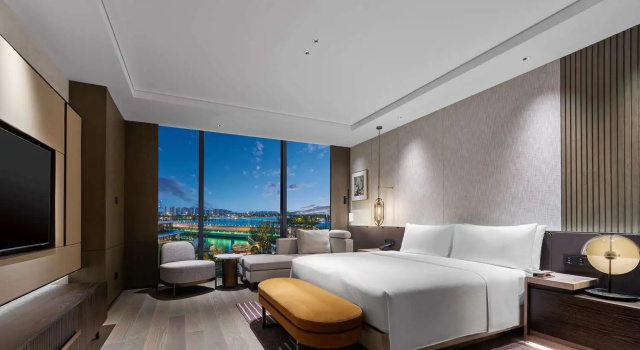 Люкс Deluxe с 2 комнатами Hilton Changshu