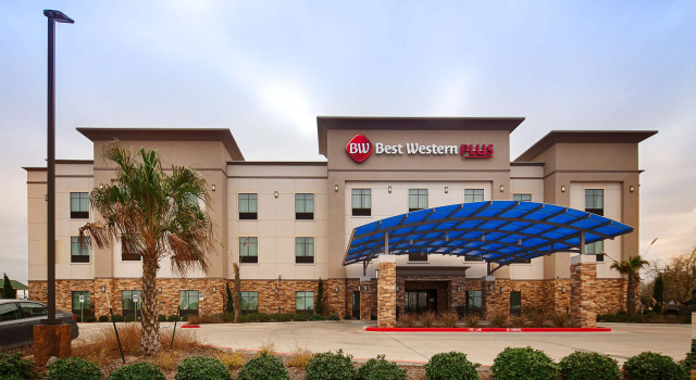Best Western Plus Flatonia Inn, Prenota Hotel Flatonia Texas